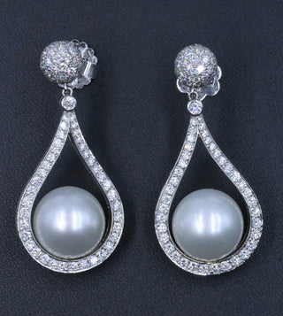 Special Designed Jewelry for Customers.  @janetdeleuse on Instagram