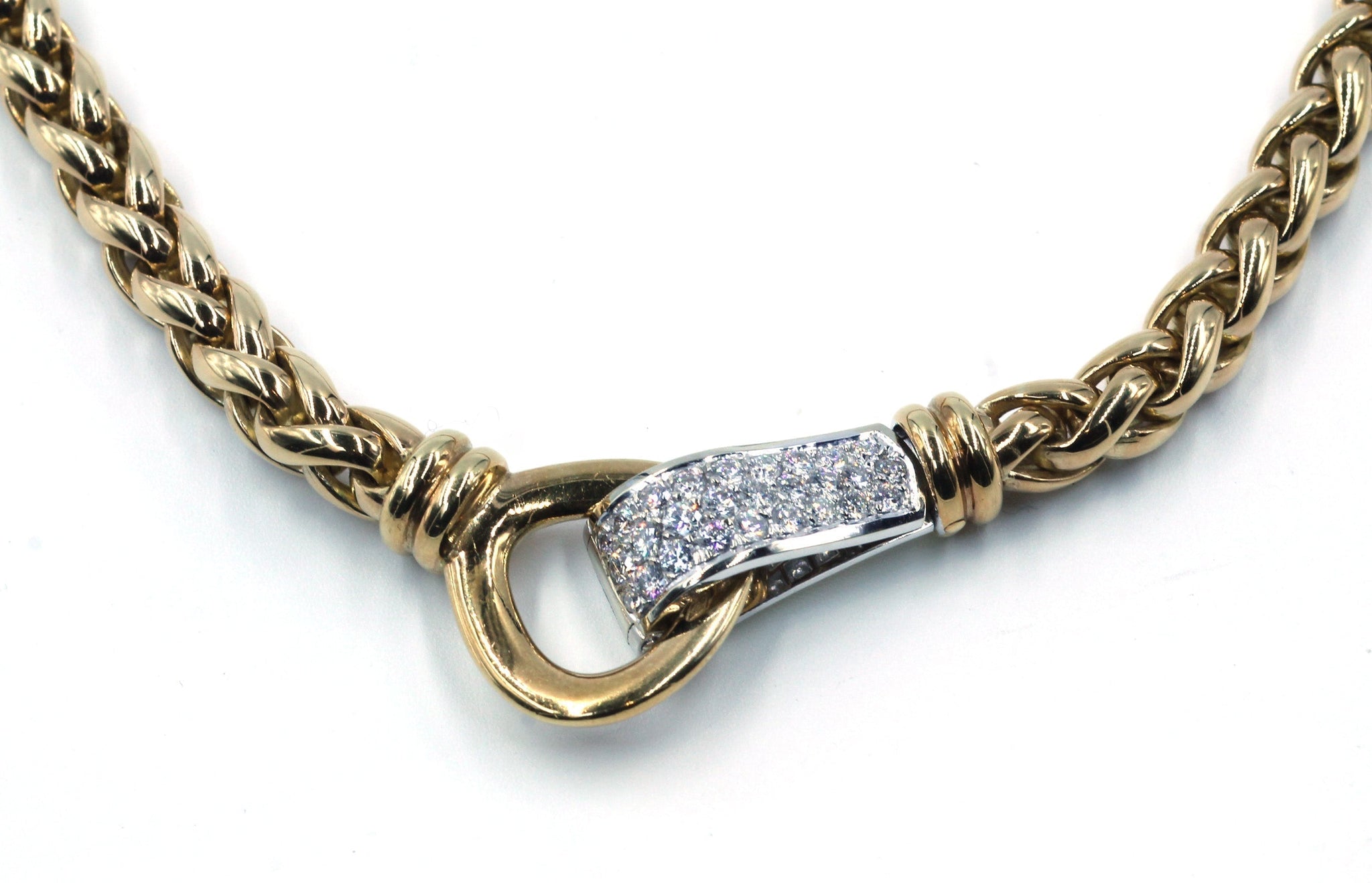 Pre-Owned  Gold Necklace with  Diamonds